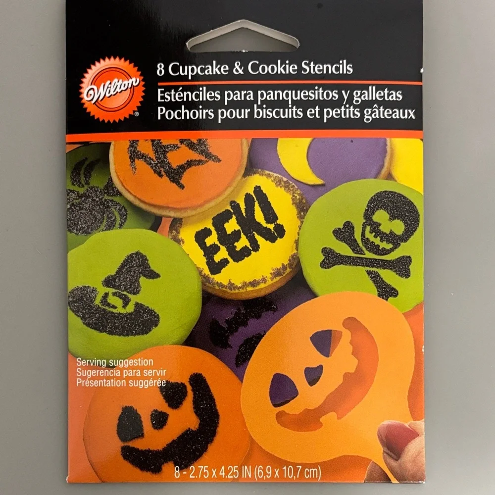 Wilton Halloween and Christmas Stencil Sets - Picture 3 of 6